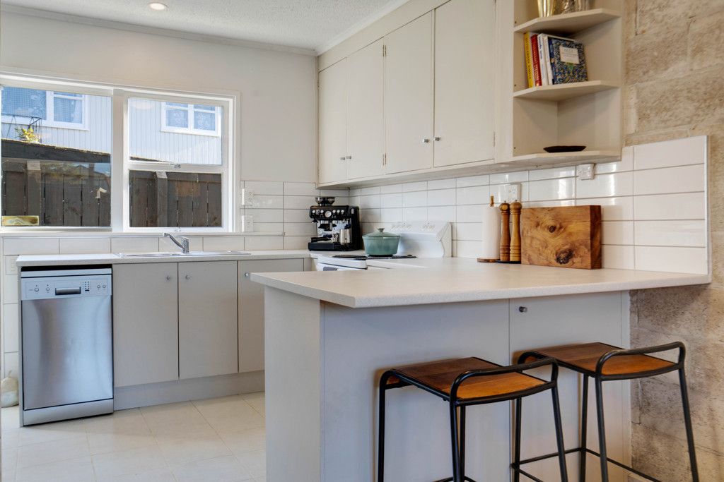 Price Reduced, Charming Two-Bedroom Home - Widok 4