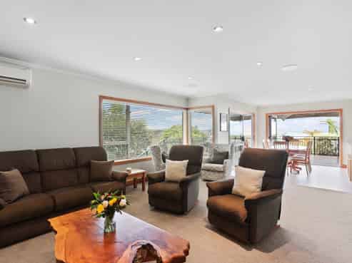 27 Oakpark Place, West Harbour