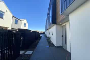 13/101  Mackworth Street, Woolston