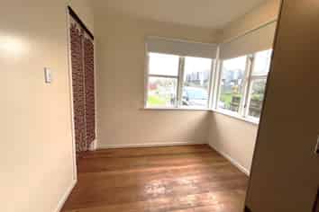 10 Capstick Road, Otara