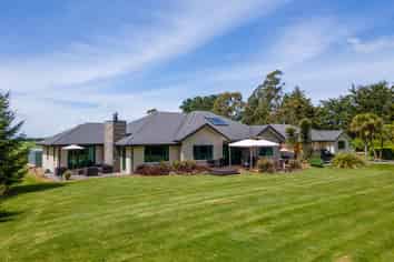 152 Deans Road, Darfield