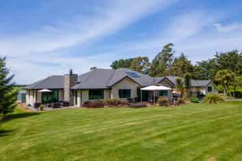 152 Deans Road, Darfield