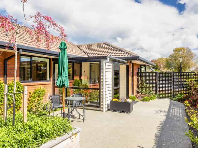 5 Castle Way, Beckenham