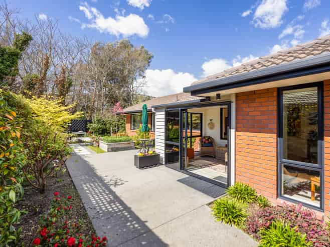 5 Castle Way, Beckenham
