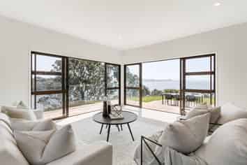 49 Duncansby Road, Stanmore Bay