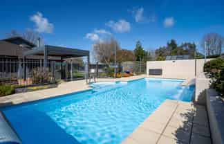 347 Racecourse Road, Cambridge