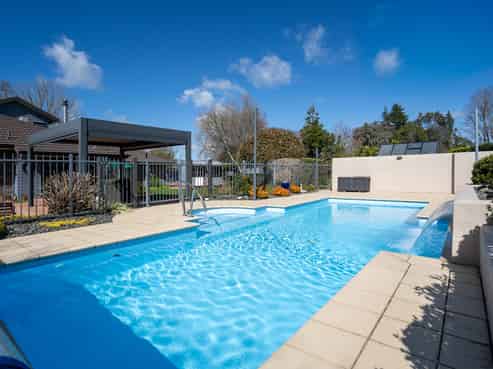 347 Racecourse Road, Cambridge