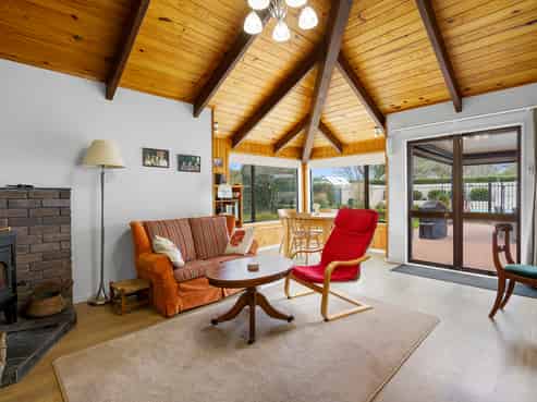 347 Racecourse Road, Cambridge