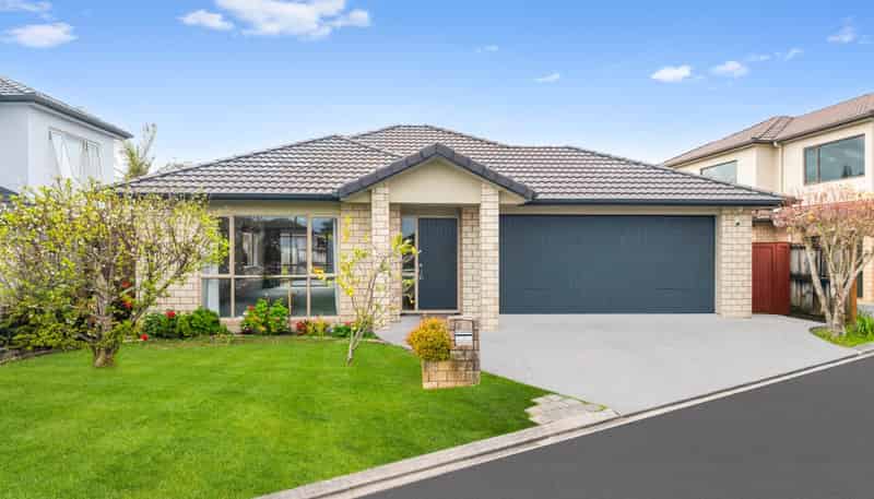 6 Tsar Court, Flat Bush