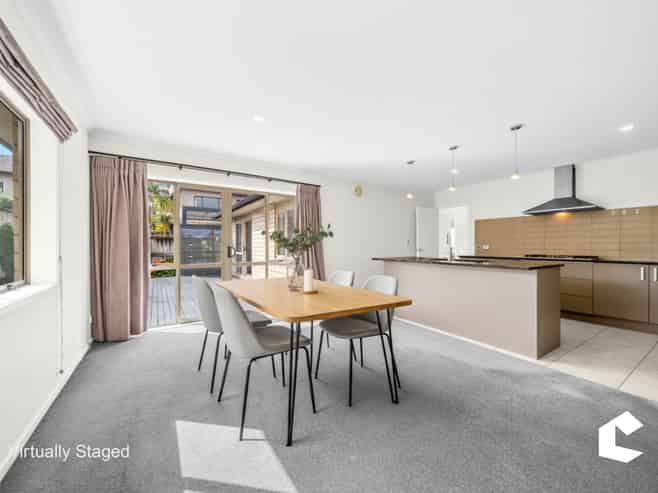 6 Tsar Court, Flat Bush