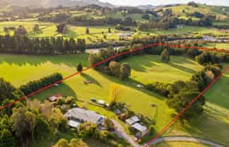 960 Norfolk Road, Carterton