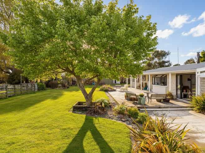 960 Norfolk Road, Carterton