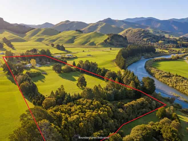 960 Norfolk Road, Carterton