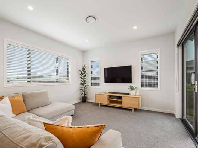 43 Siren Street, Milldale