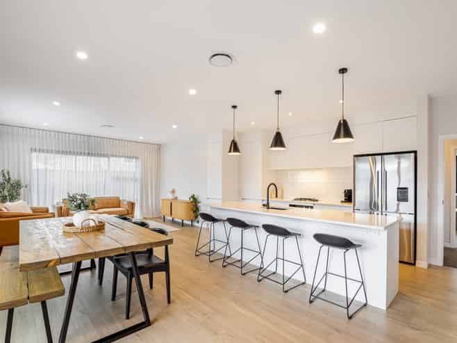 43 Siren Street, Milldale