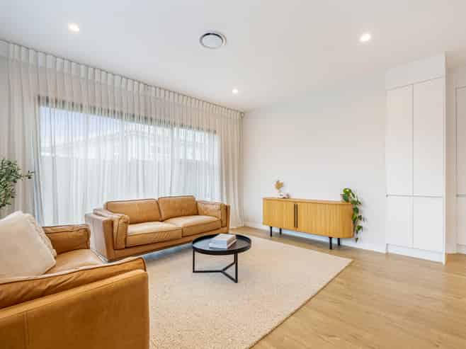 43 Siren Street, Milldale