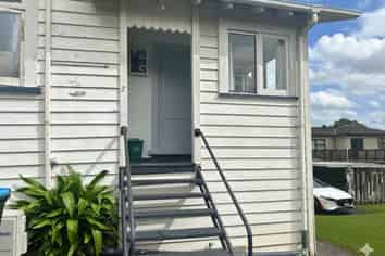 2/45 Mangere Road, Otahuhu