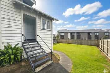 2/45 Mangere Road, Otahuhu