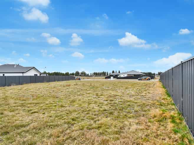 73 Lakeland Avenue, Twizel