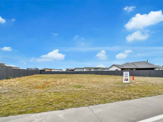 73 Lakeland Avenue, Twizel