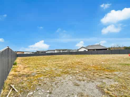 73 Lakeland Avenue, Twizel