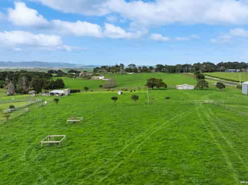 246  Hull Road, Waiuku