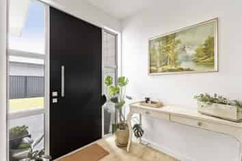 21 Torbay Avenue, Huntingdon