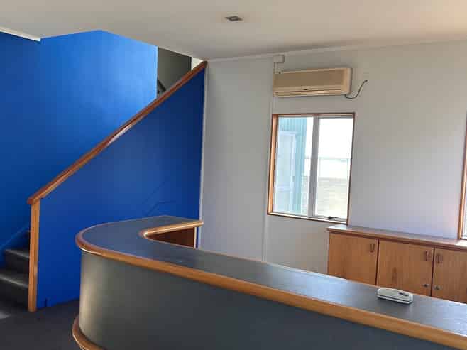 Large Industrial Workshop and Offices