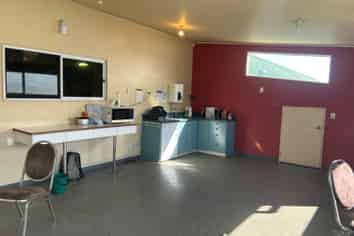 Large Industrial Workshops and Offices