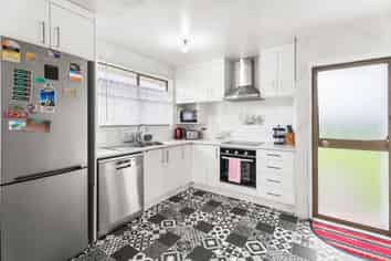 14 Dissmeyer Drive, Flat Bush