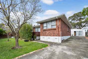 14 Dissmeyer Drive, Flat Bush