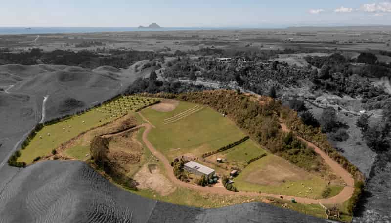 230b Withy Road, Manawahe