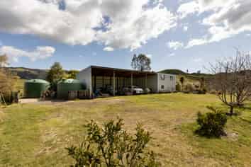 230b Withy Road, Manawahe