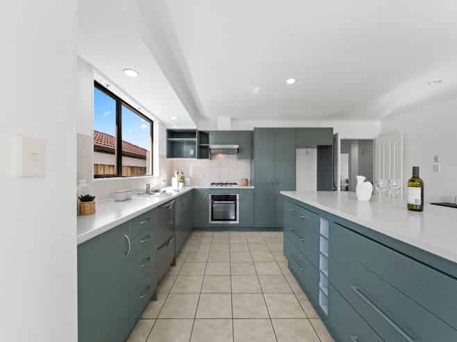 5 Dapple Place, Flat Bush