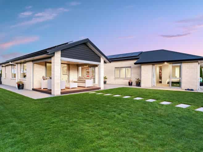 27 Mortlake Heights, Pyes Pa