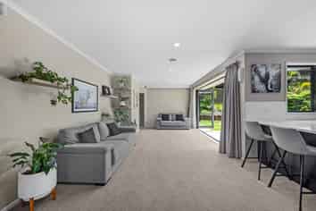 56 Cabeleigh Drive, Helensville