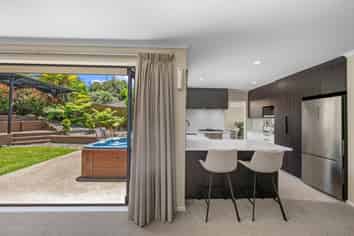 56 Cabeleigh Drive, Helensville