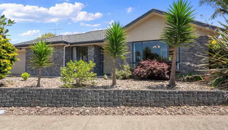 56 Cabeleigh Drive, Helensville