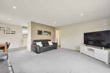 21A Dunedin Street, Redwood