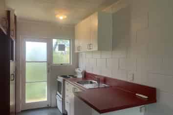 2/9 Alston Avenue, Kelston