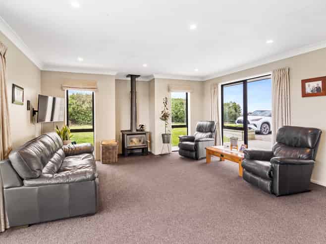 140 King Road, Rosewill