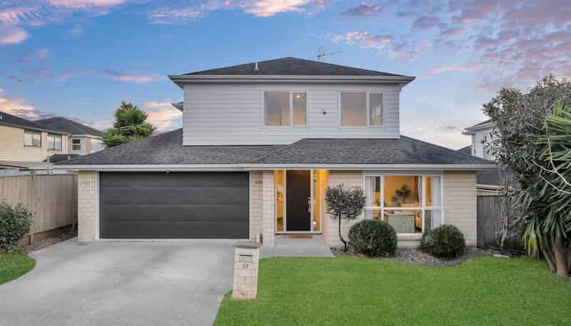 32 Castlederg Drive, Flat Bush