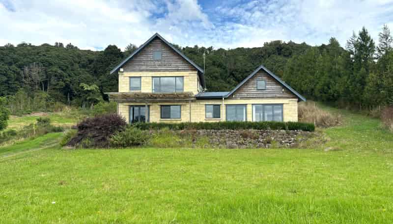 105 Te Kowhai Drive, Maungatapere