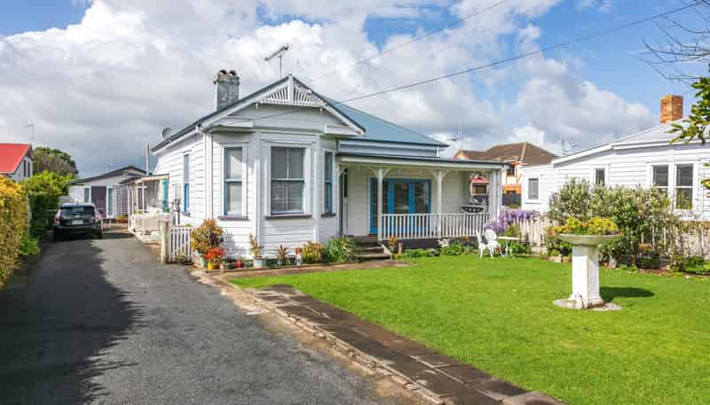 114 Fenton Street, Thames