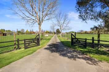 809 Lower Queen Street, Richmond