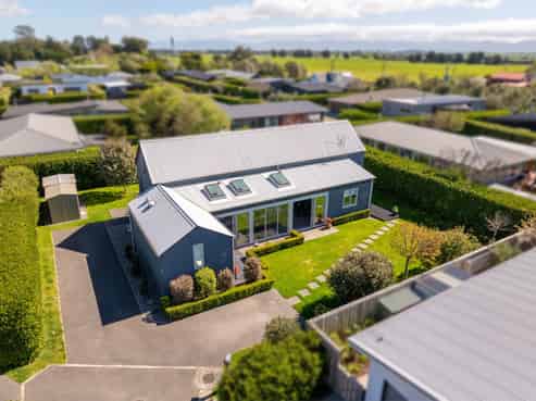 12 Burgundy Drive, Martinborough