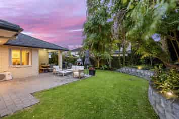13 Kaitune Drive, Flat Bush