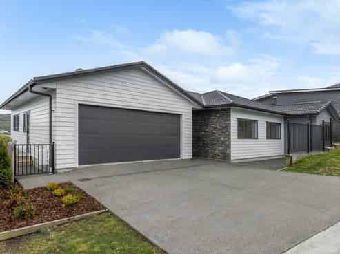 134 John Burke Drive, Aotea