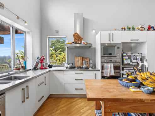 945 Springfield Road, Mangapai and Surrounds