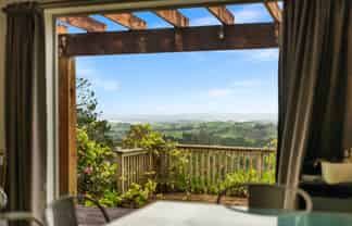 945 Springfield Road, Mangapai and Surrounds